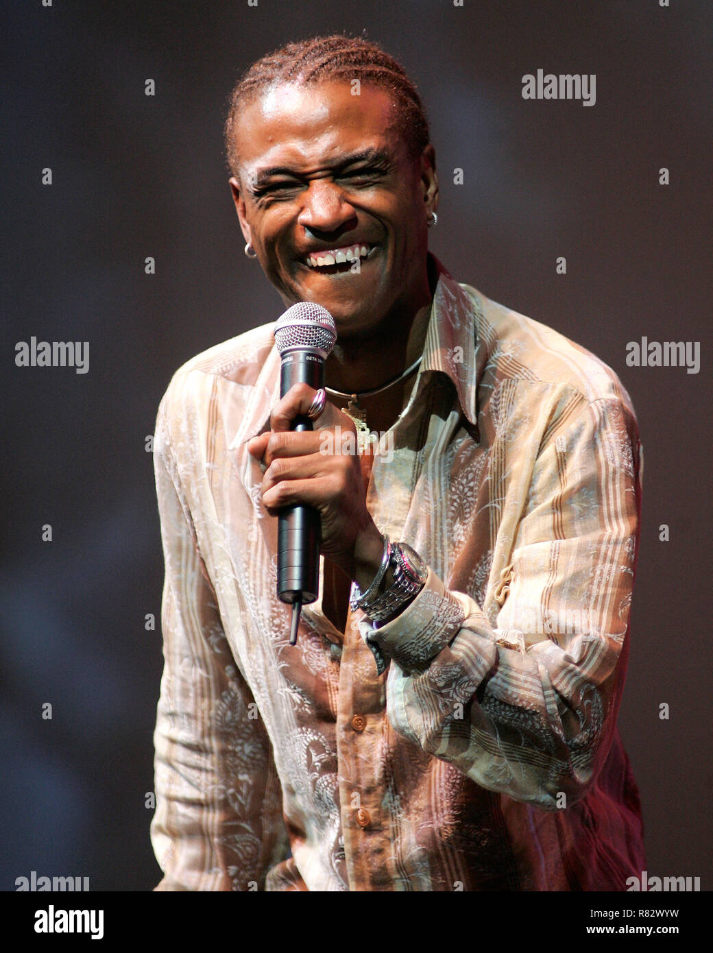 Tommy Davidson performs during an American Idol preview show at the Seminole Hard Rock Hotel and Casino in Hollywood, Florida on May 23, 2006 Stock Photo