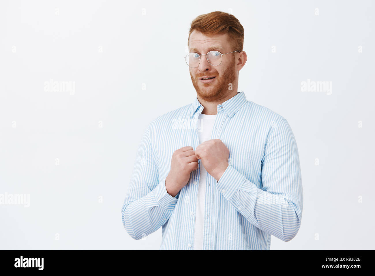 Mature Redhead Thumbs