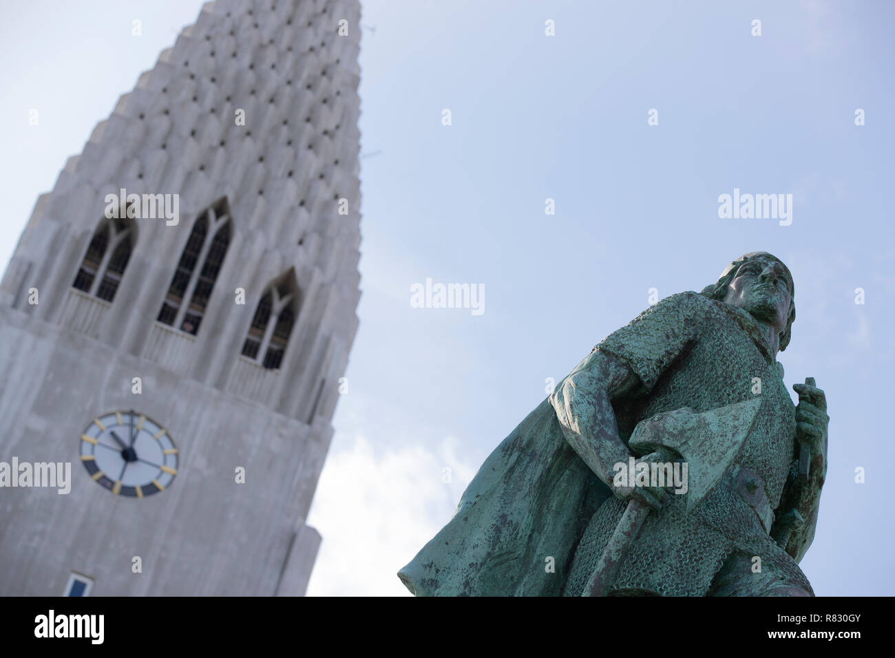 Statue of Lief Ericksson and Hallgrimskirkja Cathedral, Reykjavik, Iceland Stock Photo