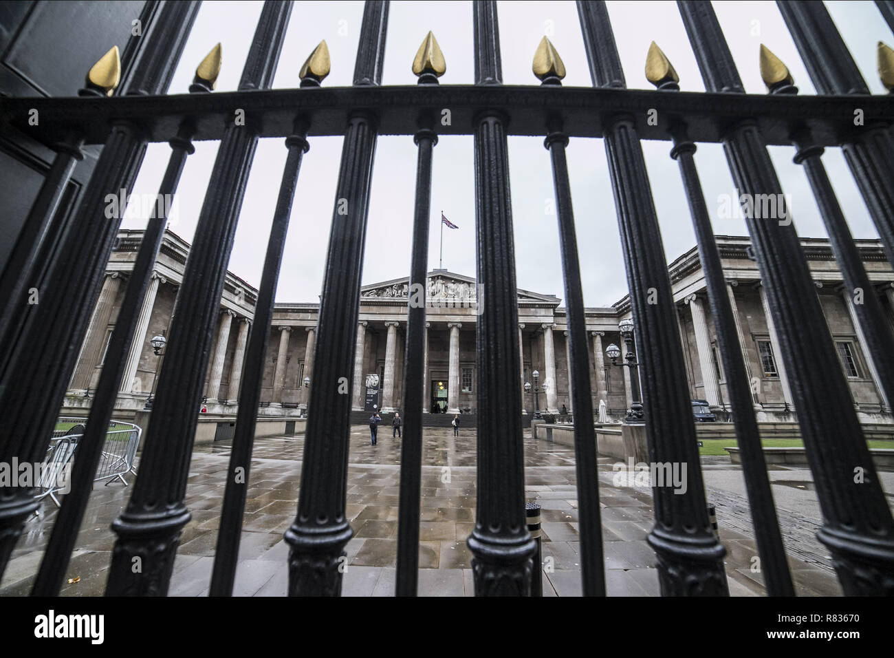 United Kingdom. 29th Nov, 2018. A bar fence seen at the museum. The British Museum in London, England, United Kingdom. The museum is a public institution with free entrance, dedicated to human history, art and culture. The museum has almost 6 million visitors per year and is ranked as the most popular attraction in the country. It was established in 1753 and has more than 8 million objects. Credit: Nicolas Economou/SOPA Images/ZUMA Wire/Alamy Live News Stock Photo