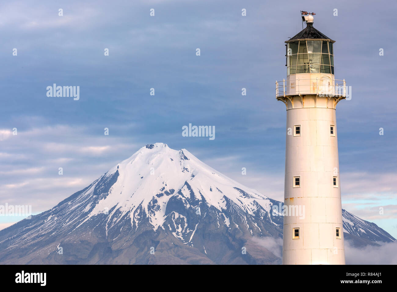 Mount Taranaki, Cape Egmont Lighthouse, New Plymouth, North Island, New Zealand Stock Photo