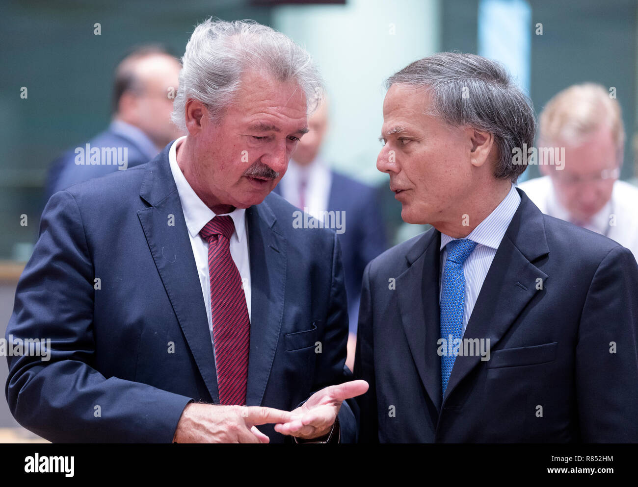 Belgium, Brussels, on 2018/09/18: Enzo Moavero Milanesi, Italian Minister of Foreign Affairs and Jean Asselborn,  Luxembourgish Minister for Foreign A Stock Photo