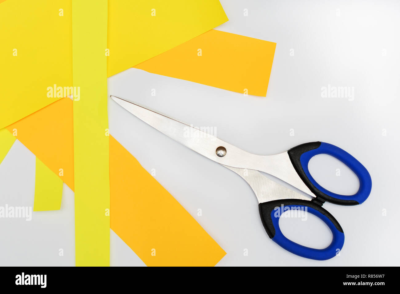 Craft scissors hi-res stock photography and images - Alamy