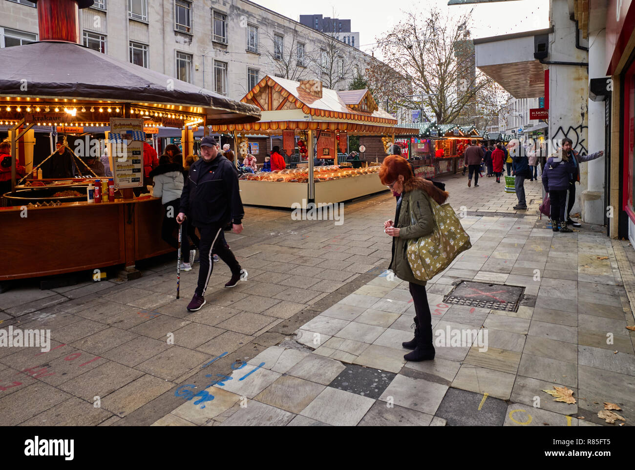 Christmas market stalls in Commercial Road, Portsmouth, England Stock Photo Alamy