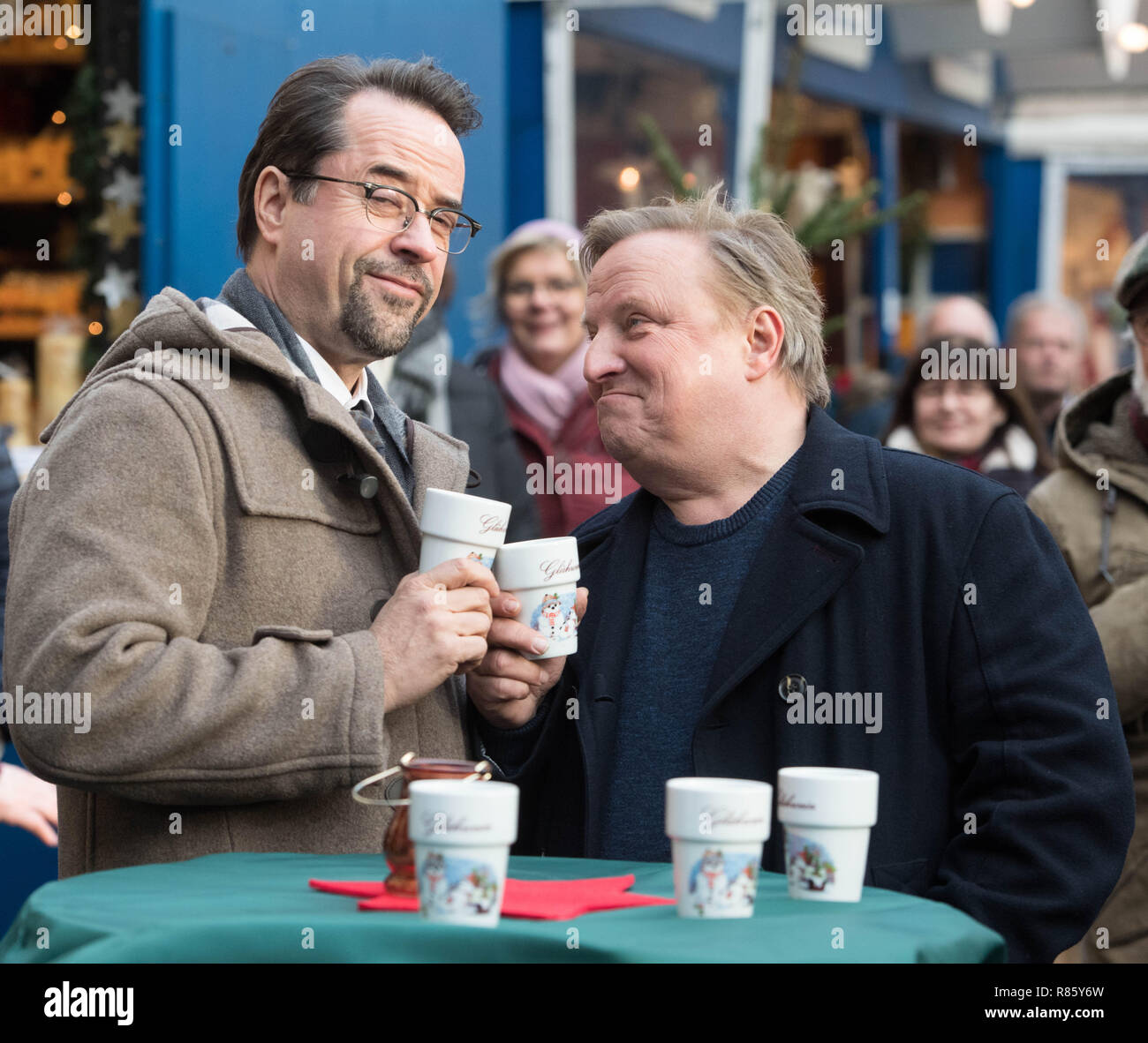 On Set German Ard Tv Movie Stock Photos & On Set German ...