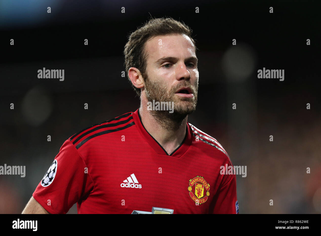 Valencia, Spain. 12th Dec, 2018. December 12, 2018 - Valencia, Spain - .Juan Mata of Manchester United during the UEFA Champions League, Group H football match between Valencia CF and Manchester United on December 12, 2018 at Mestalla stadium in Valencia, Spain Credit: Manuel Blondeau/ZUMA Wire/Alamy Live News Stock Photo