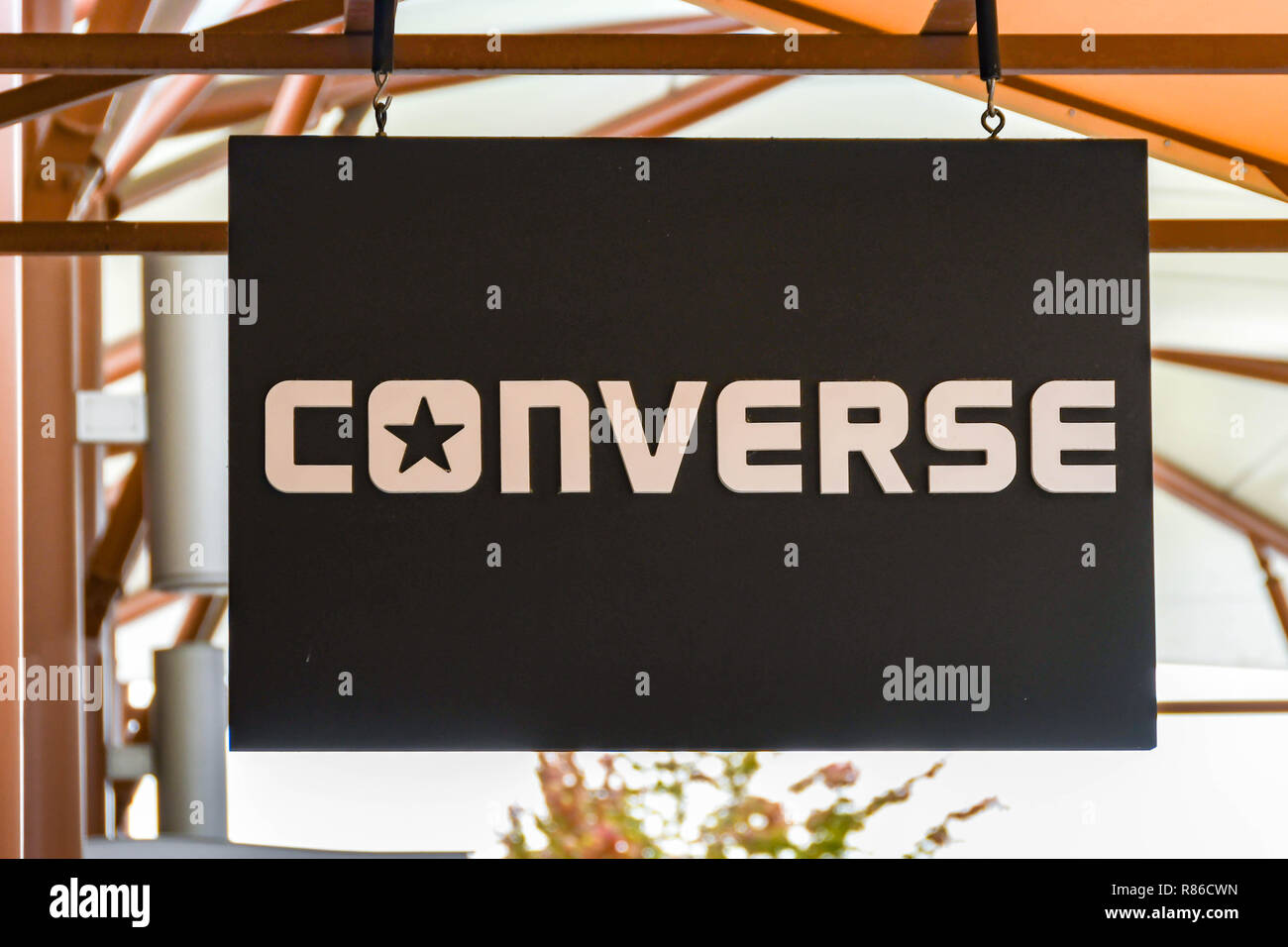 Converse logo hi-res stock photography and images - Alamy