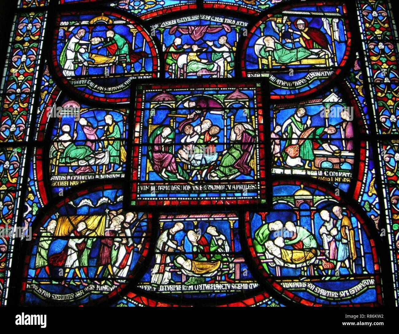 витражи относятся к. нуменор витраж. The holy trinity church витражи. витражи базилики сен-дени. витраж базилики сен-дени «иессей праотец, 12в.