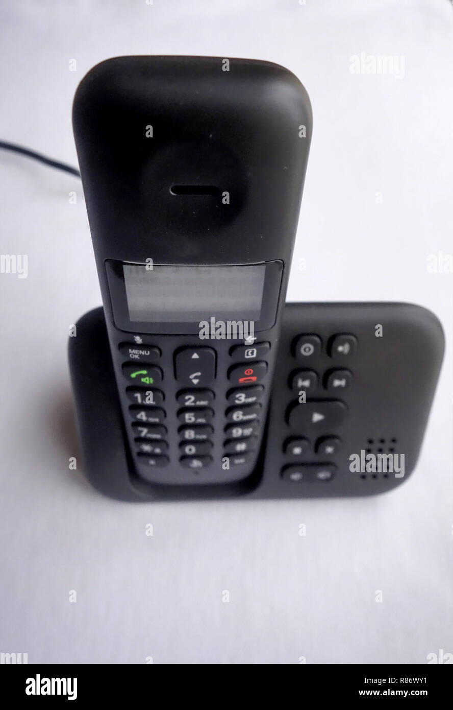 Answering machine hi-res stock photography and images - Alamy