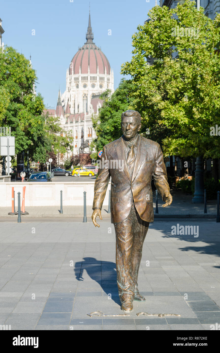 Ronald Reagan monument in Liberty Square, Budapest, Hungary Stock Photo