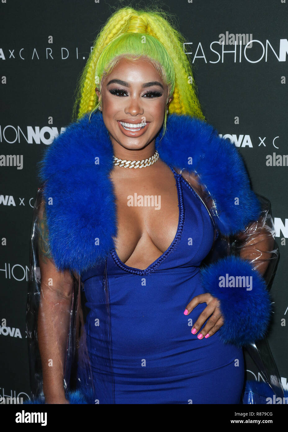 HOLLYWOOD, LOS ANGELES, CA, USA - NOVEMBER 14: Dreamdoll, Tabatha