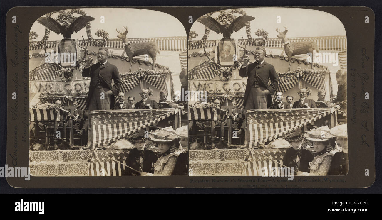 President Theodore Roosevelt Giving Speech during Western Tour, New Castle, Wyoming, USA, Stereo Card, R. Y. Young, American Stereoscopic Company, 1903 Stock Photo