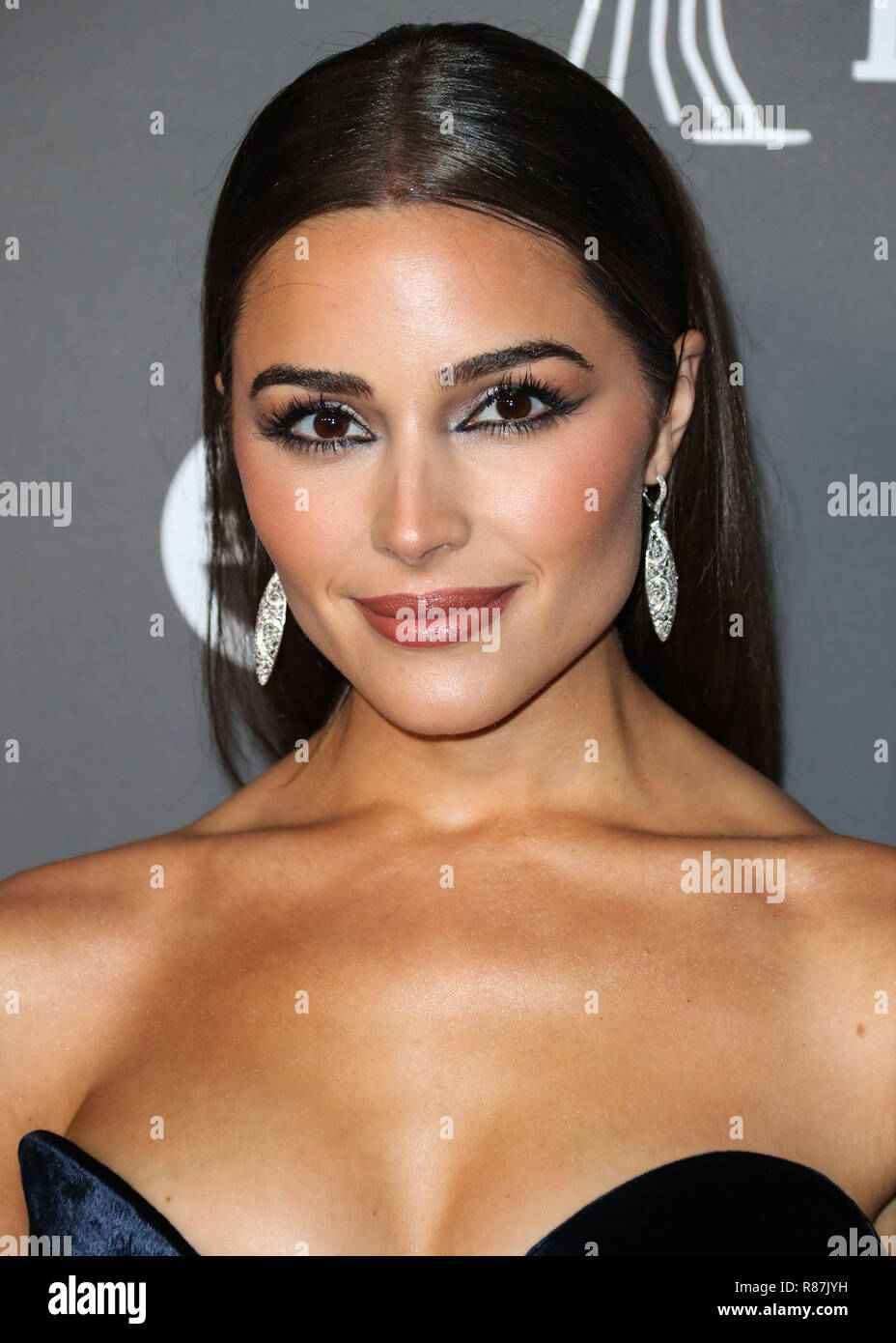 CULVER CITY, LOS ANGELES, CA, USA - NOVEMBER 10: Model Olivia Culpo