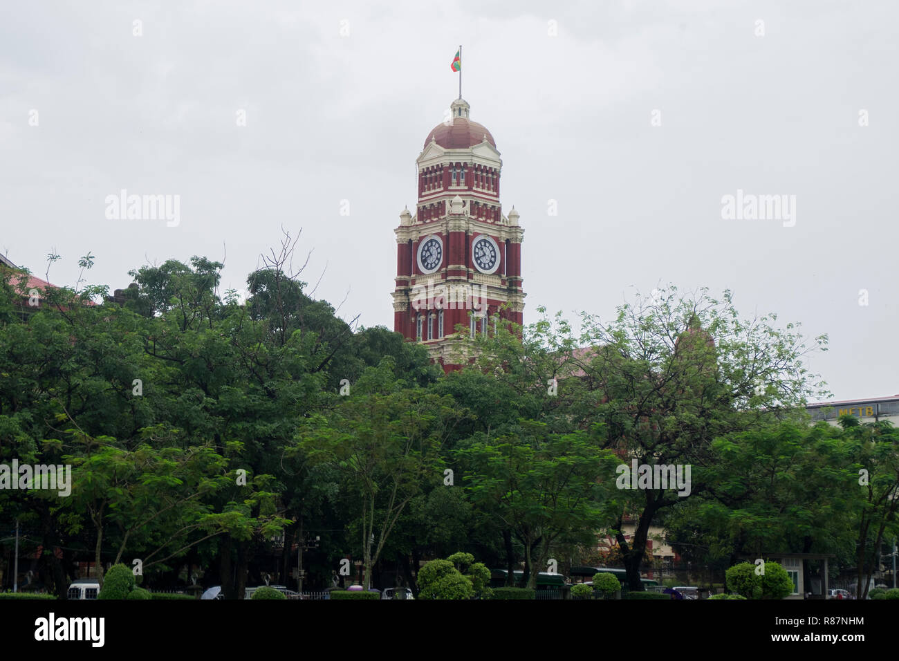 The main courthouse, an example of British Colonial Architecture in Yangon, Myanmar. Stock Photo