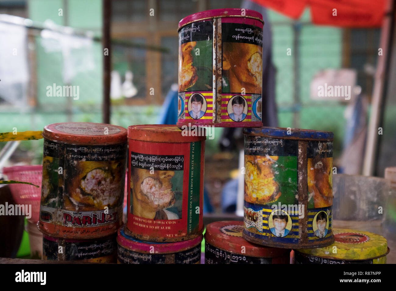 Chewing tobacco tobacco hi-res stock photography and images