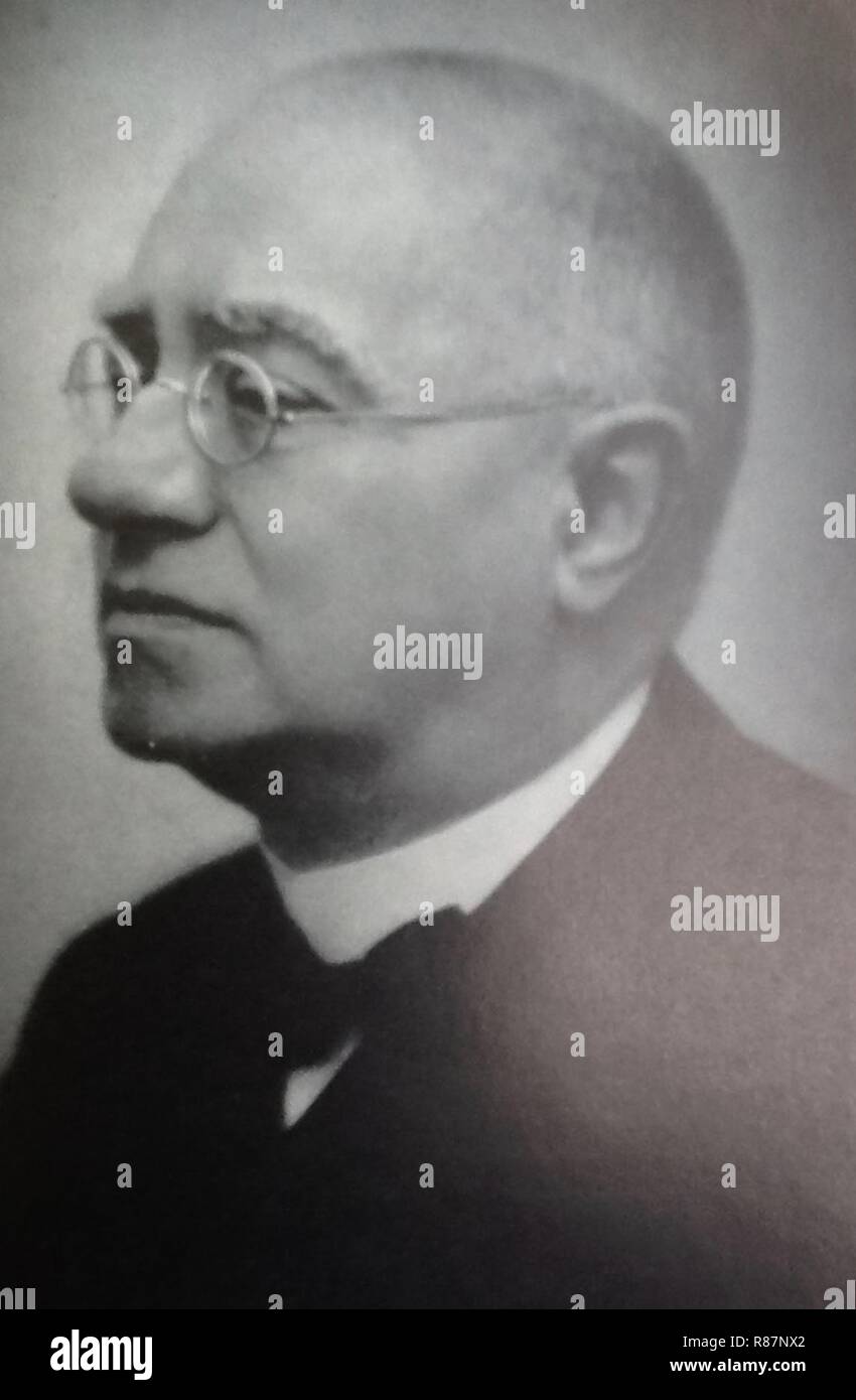 Carl Eugen Schmidt (18651948 Stock Photo Alamy