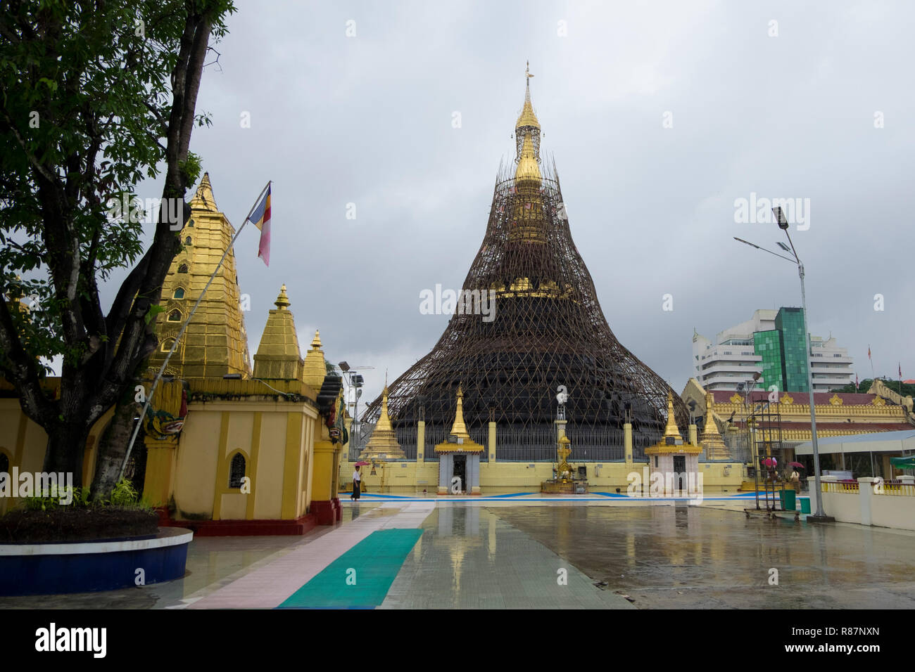 The main stupa, under renovation, at Botahtaung in Yangon, Myanmar. Stock Photo