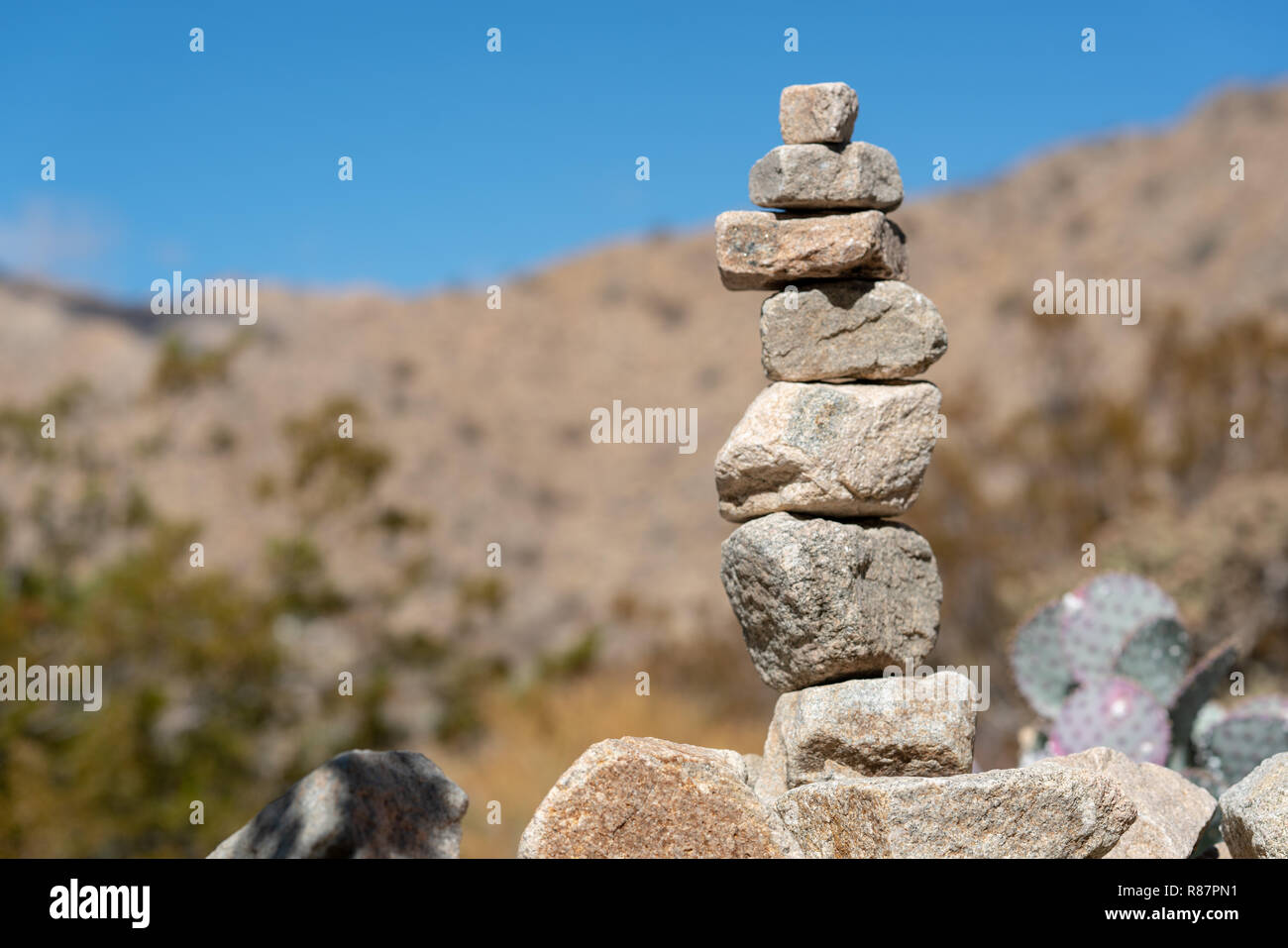Rocks in equilibrium hi-res stock photography and images - Alamy