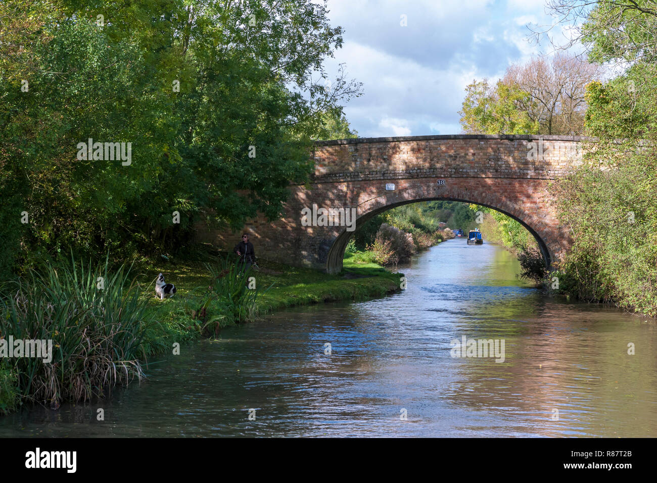 Bridge No. 38, North Oxford Canal, near Brinklow Marina, Warwickshire, England, UK Stock Photo