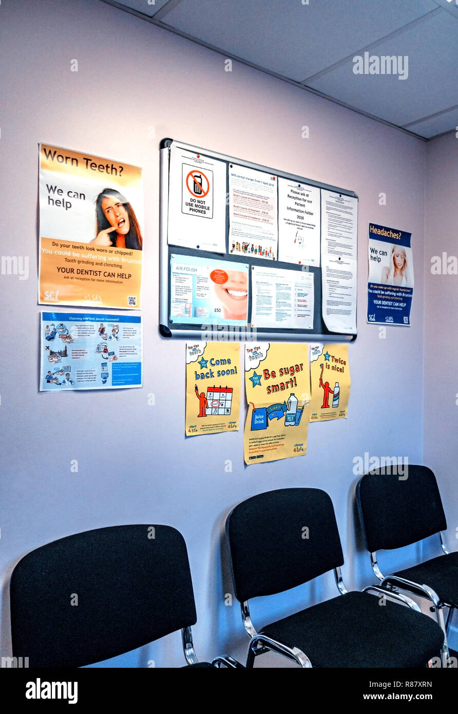 Download Medical Waiting Room Poster High Resolution Stock Photography And Images Alamy