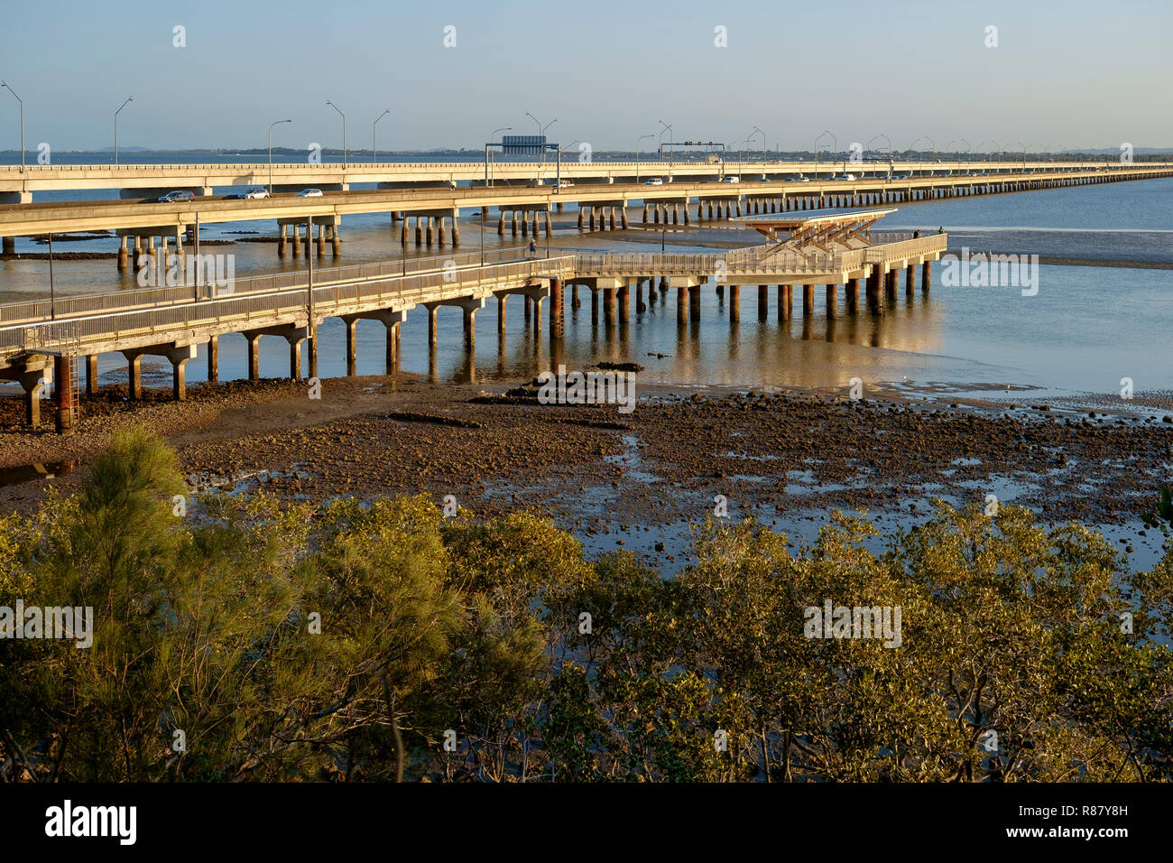 Afternoon looking over the Ted Smout Memorial Bridge Stock Photo Alamy