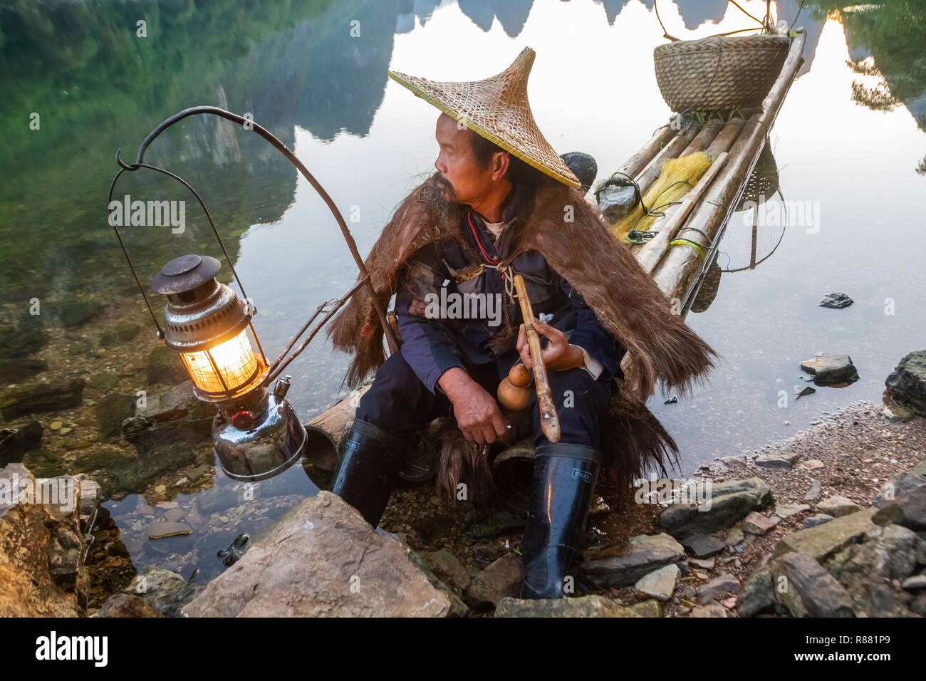 Chinese fisherman straw hat on hi-res stock photography and images - Alamy