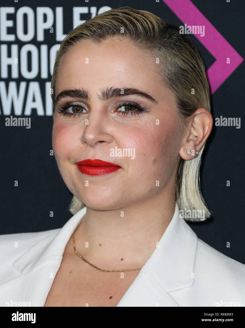 SANTA MONICA, LOS ANGELES, CA, USA NOVEMBER 11 Mae Whitman at the