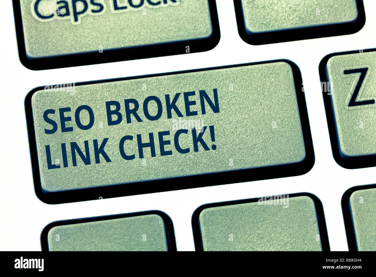 Text sign showing Seo Broken Link Check. Conceptual photo Search engine optimization error in website links Keyboard key Intention to create computer  Stock Photo