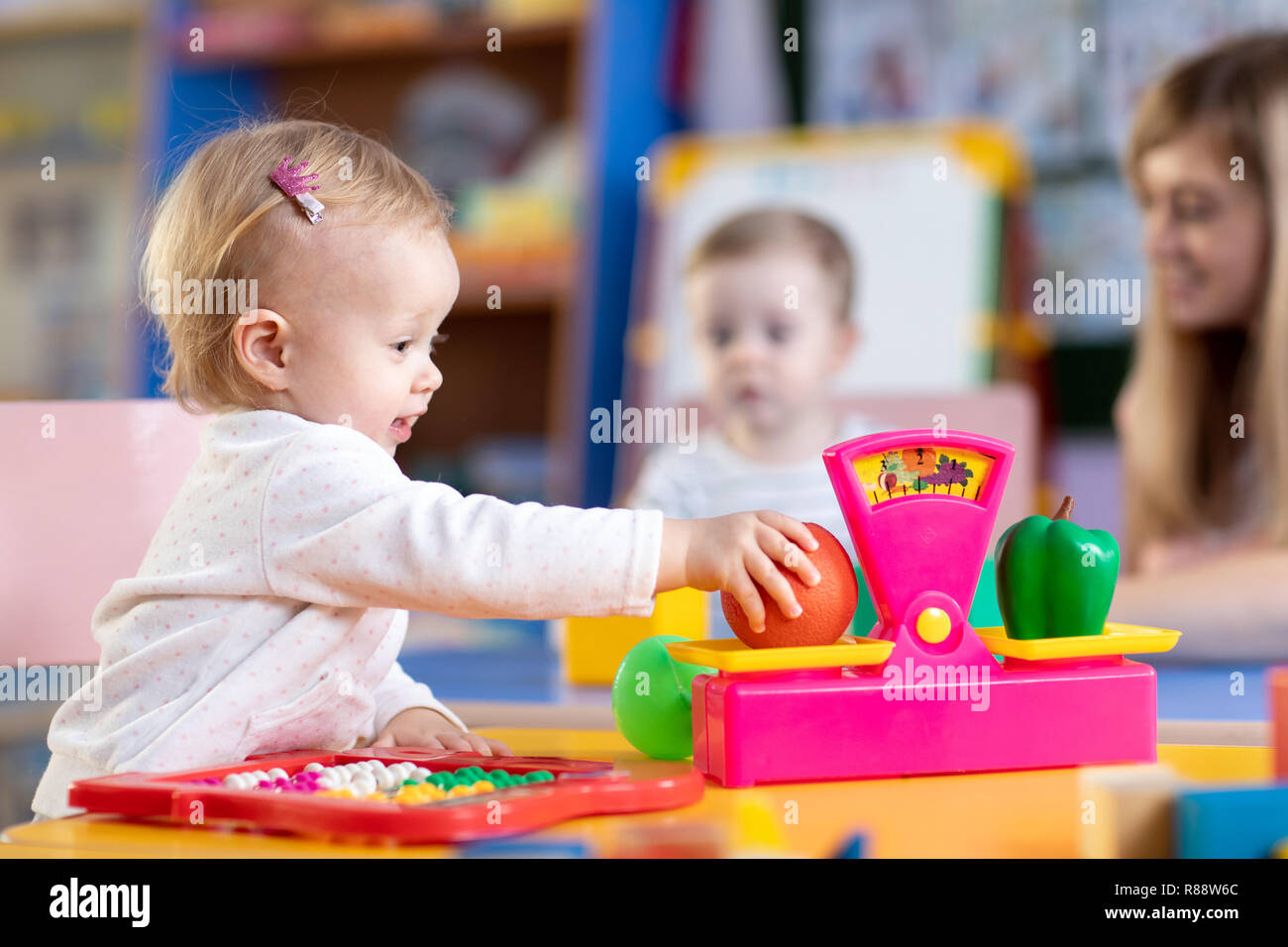 kids play toy shop