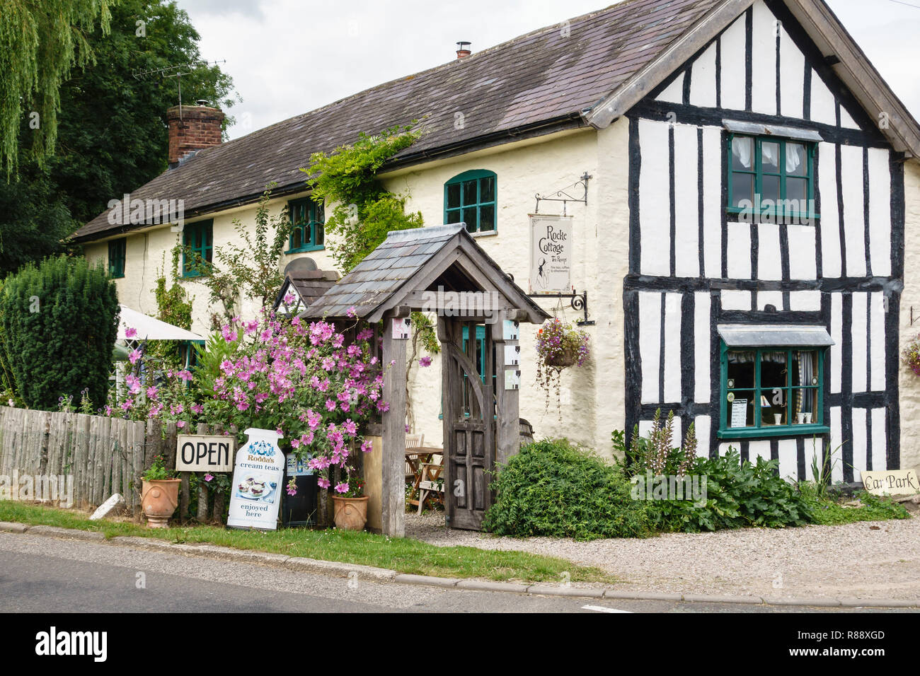 The Bird On The Rock Tea Rooms (previously Rocke Cottage), Clungunford, Craven Arms, Shropshire, UK. A popular traditional English teashop and cafe Stock Photo