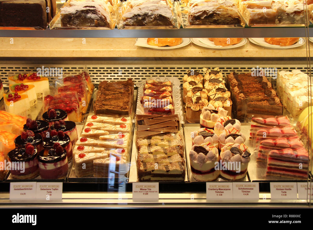 In a tea room in Vienna (Austria Stock Photo Alamy