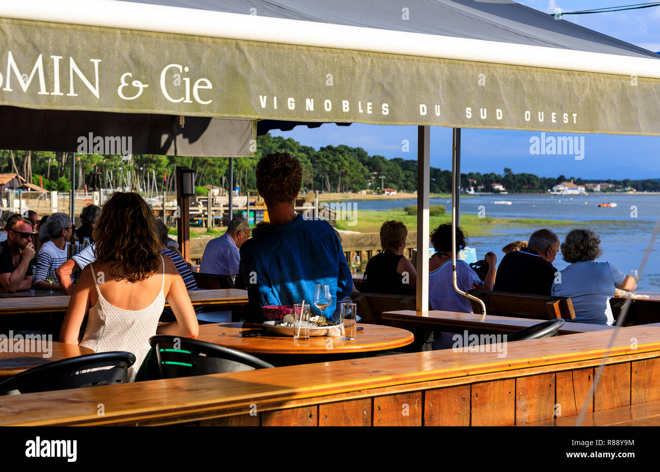 Oyster restaurant, Hossegor, France Stock Photo Alamy
