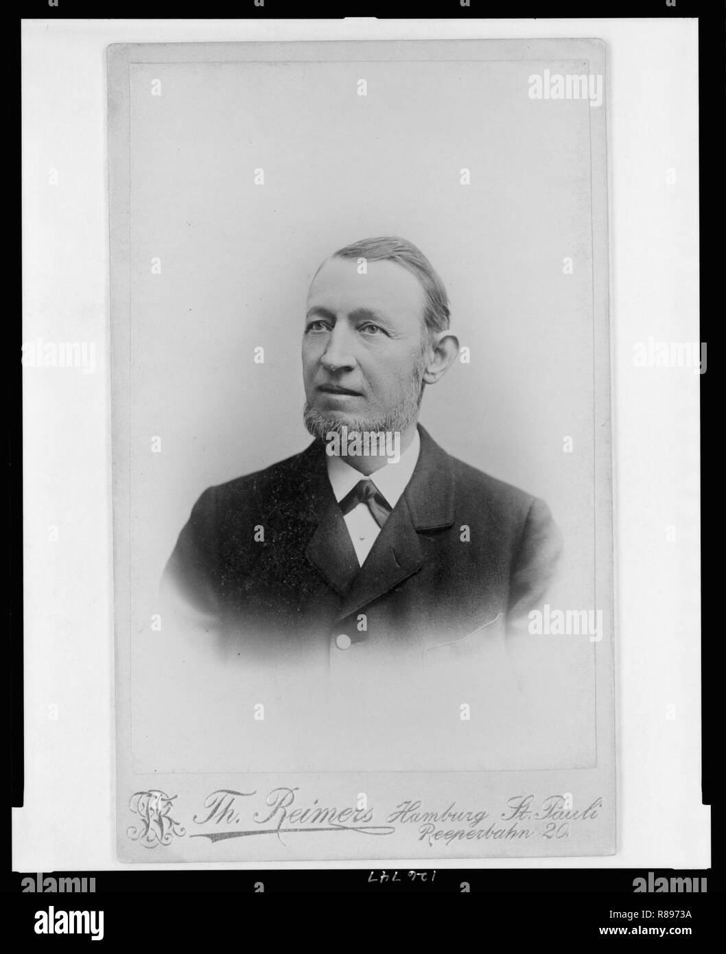 Carl Hagenbeck, head-and-shoulders portrait, facing slightly left) - Th. Reimers, Hamburg, St. Pauli, Reeperbahn 20 Stock Photo