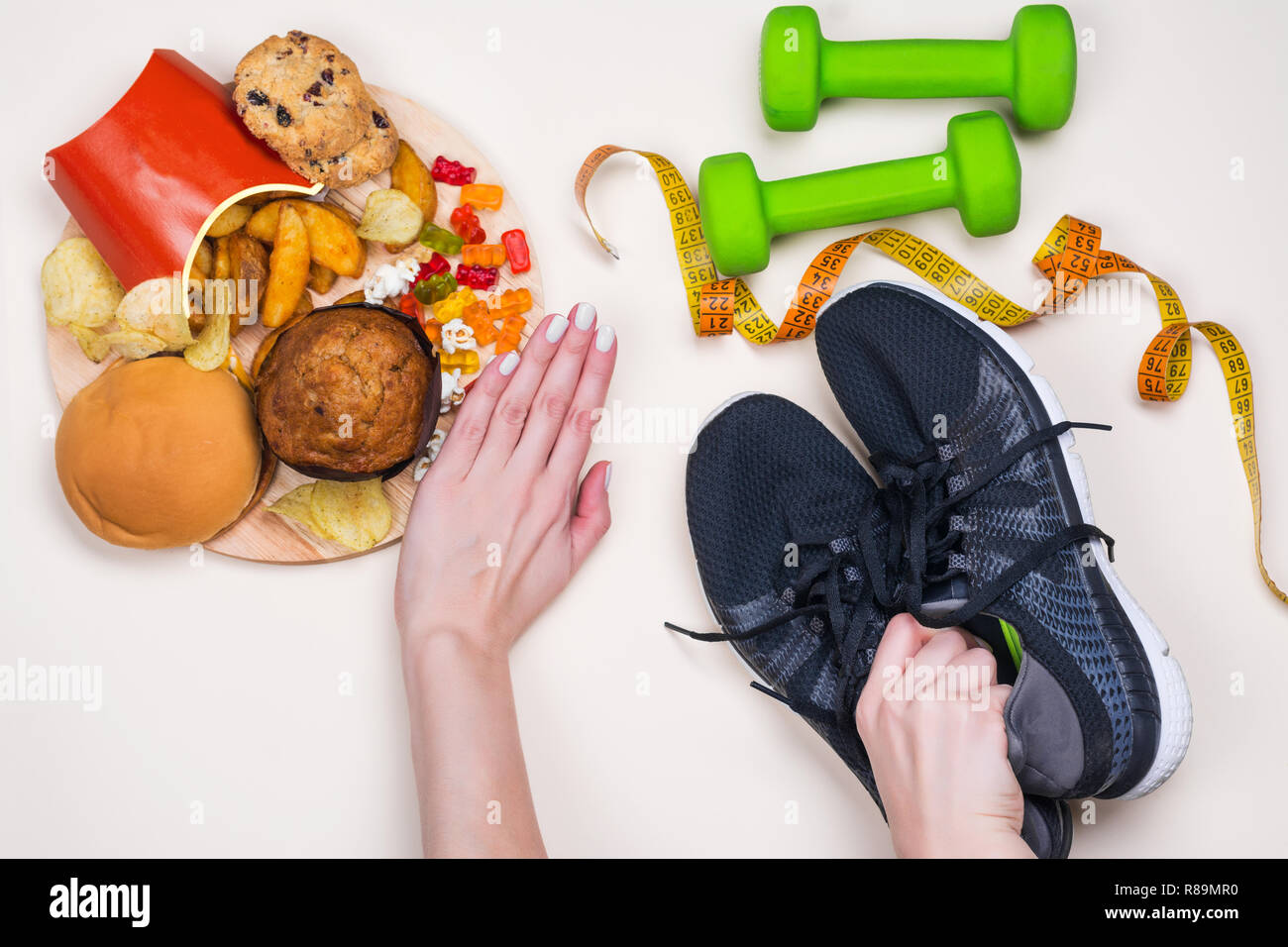 Junk food vs healthy food hi-res stock photography and images - Alamy