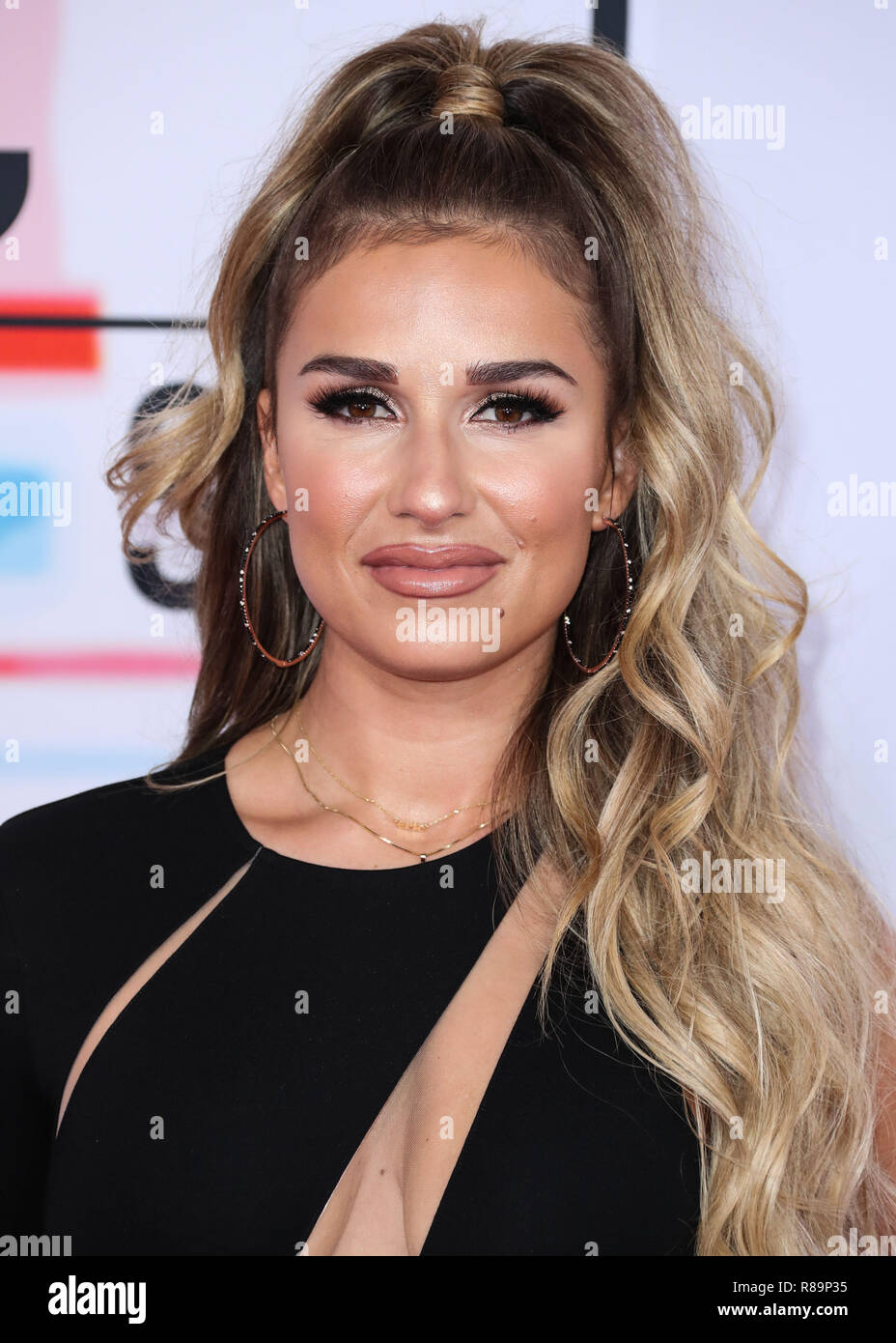 Jessie james decker j necklace deals