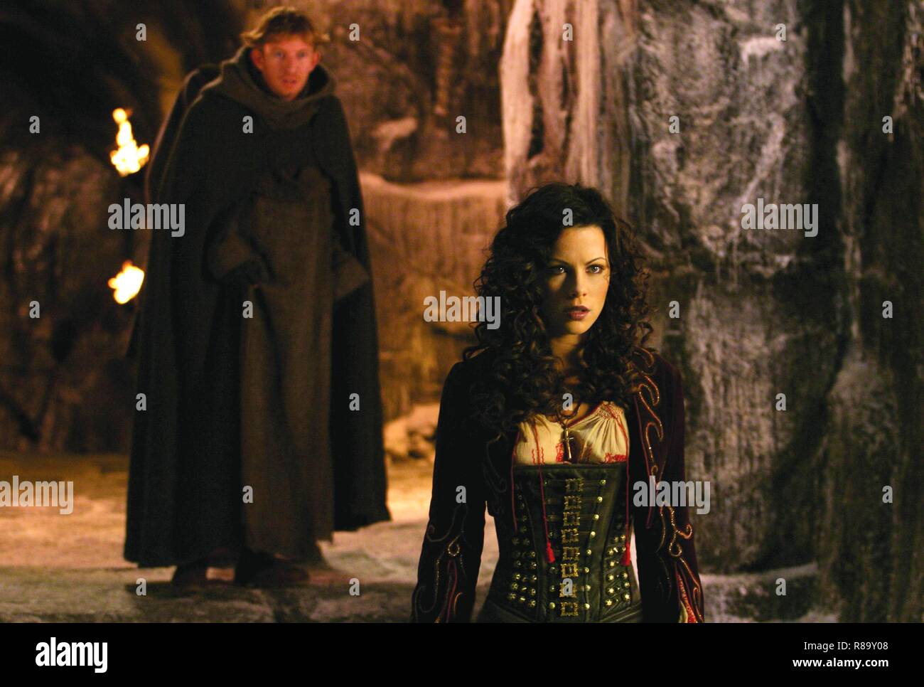 Van helsing 2004 kate beckinsale hi-res stock photography and images ...