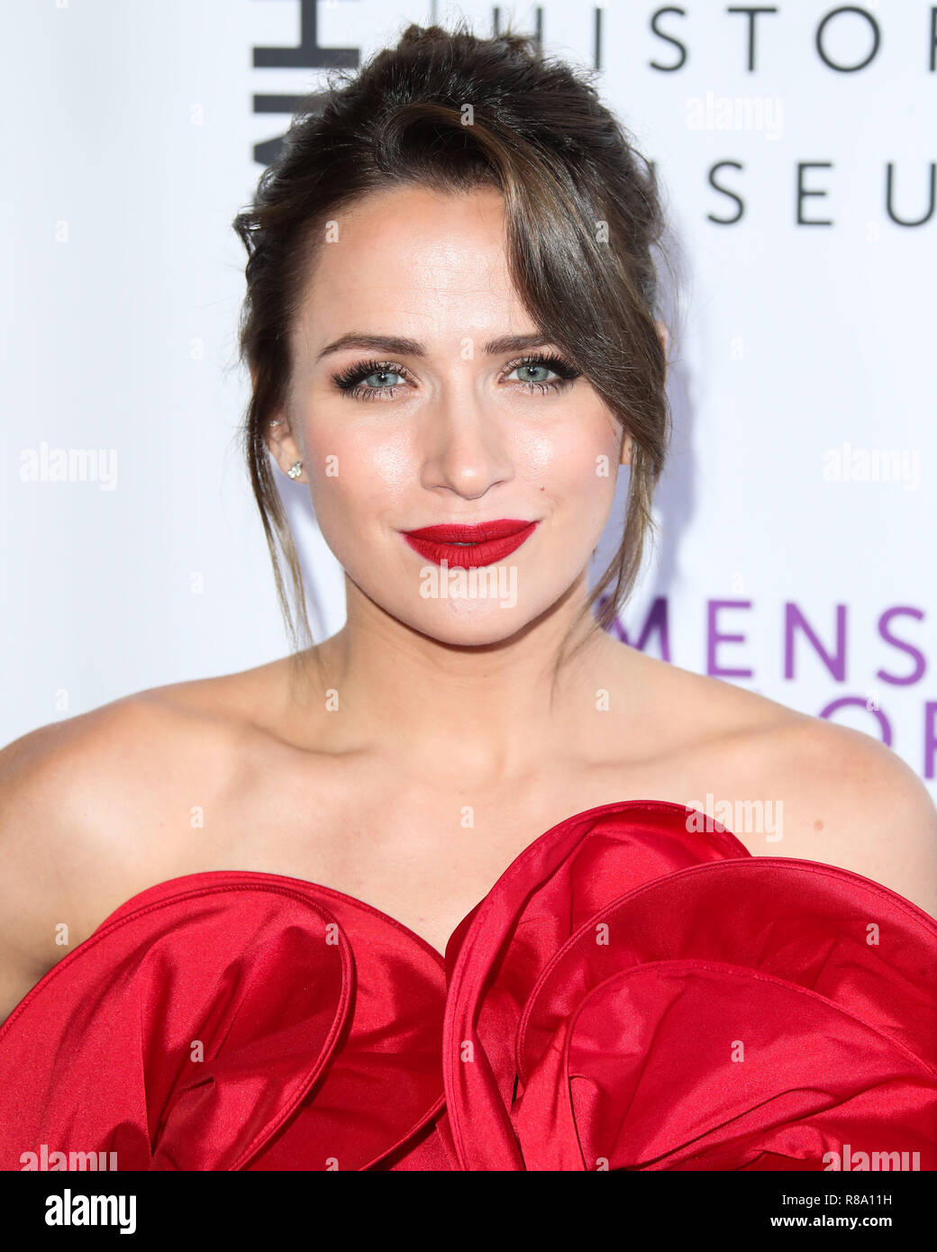 BEVERLY HILLS, LOS ANGELES, CA, USA - SEPTEMBER 15: Shantel VanSanten