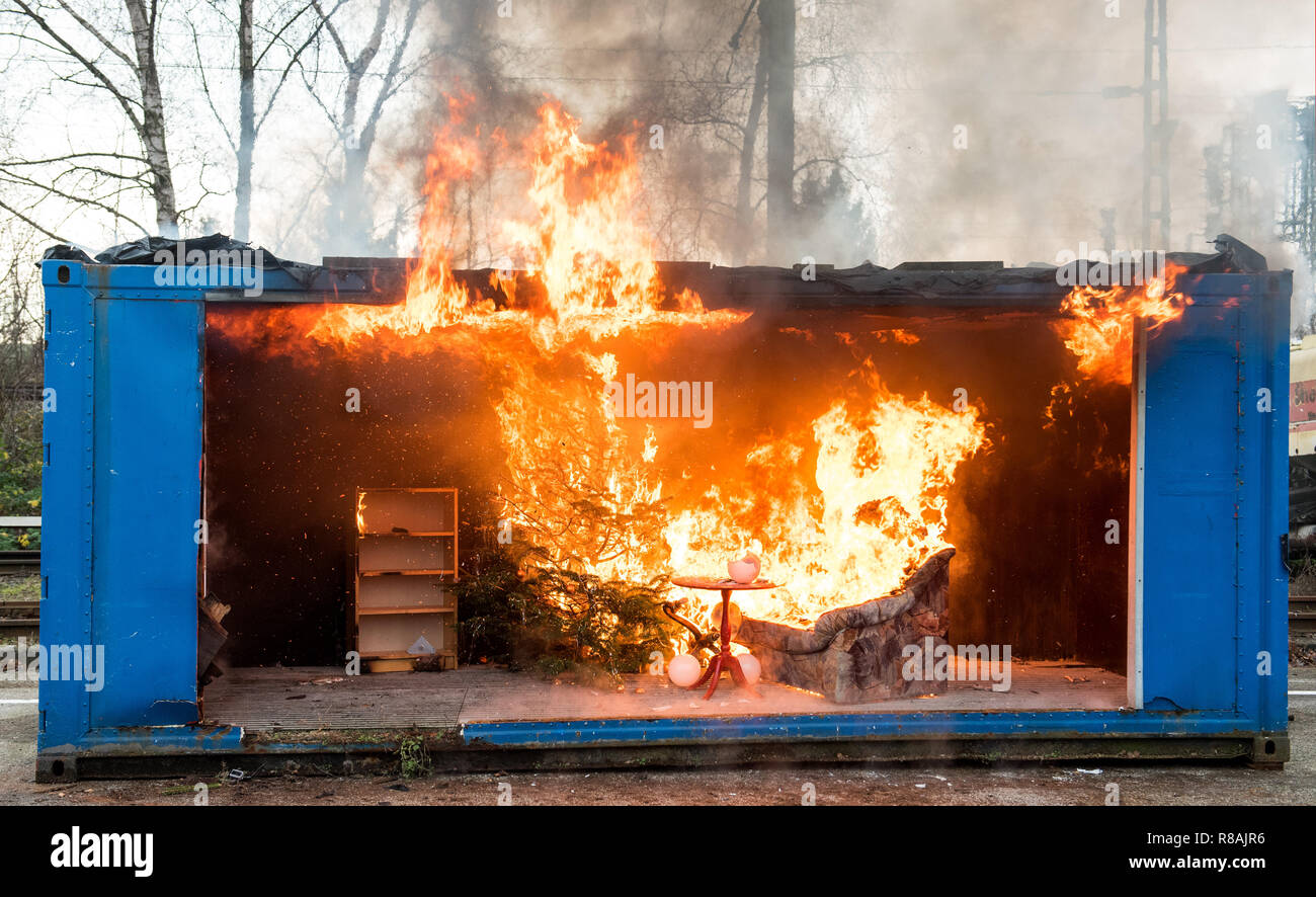 Hamburg Germany 14th Dec 2018 A Reconstructed Living Room Lit By A Candle On A Christmas
