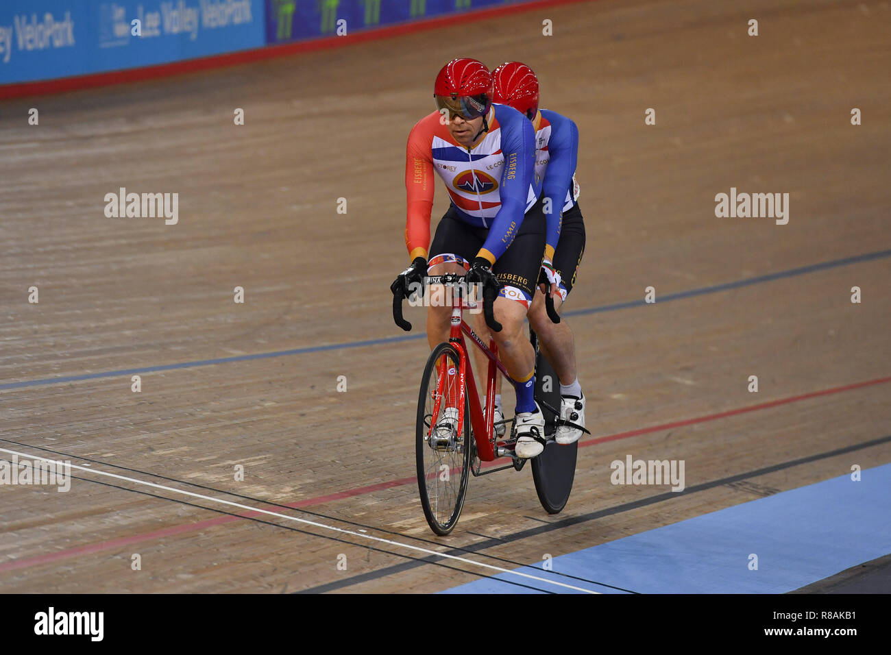Cycling uci para cycling track world hi-res stock photography and images