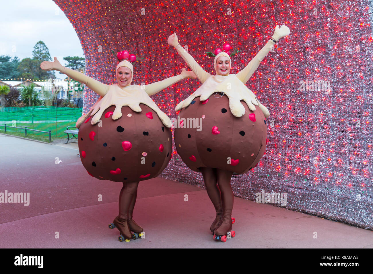 Christmas pudding costumes hi-res stock photography and images - Alamy