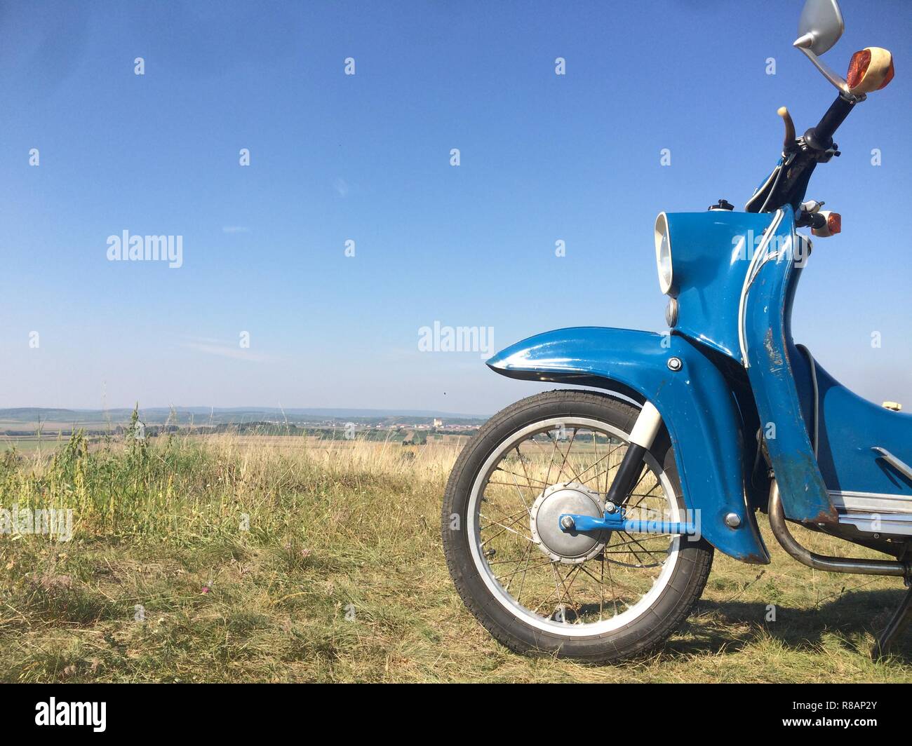 Rathenow, Deutschland. 05th July, 2017. Simson moped, property of the photographer. KR 51/1 K year of construction 1969 Attention: Please note the resolution of this picture (mobile phone!) | Usage worldwide Credit: dpa/Alamy Live News Stock Photo