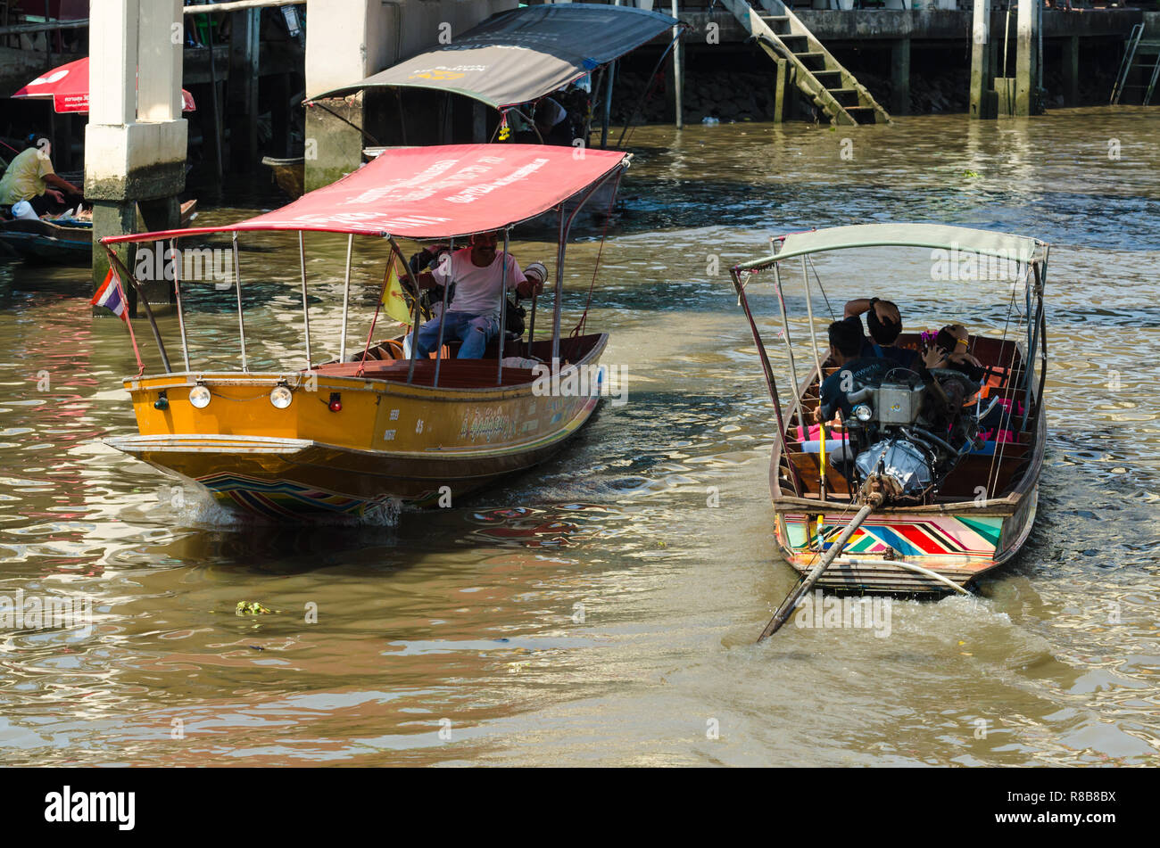 Tourist boats at Amphawa floating market, Thailand Stock Photo Alamy