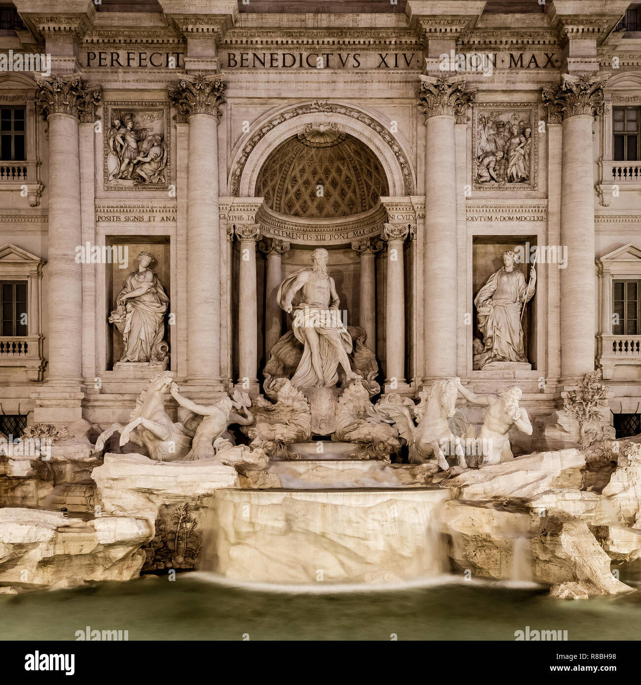 rome-italy-trevi-fountain-at-night-the-masterpiece-of-italian