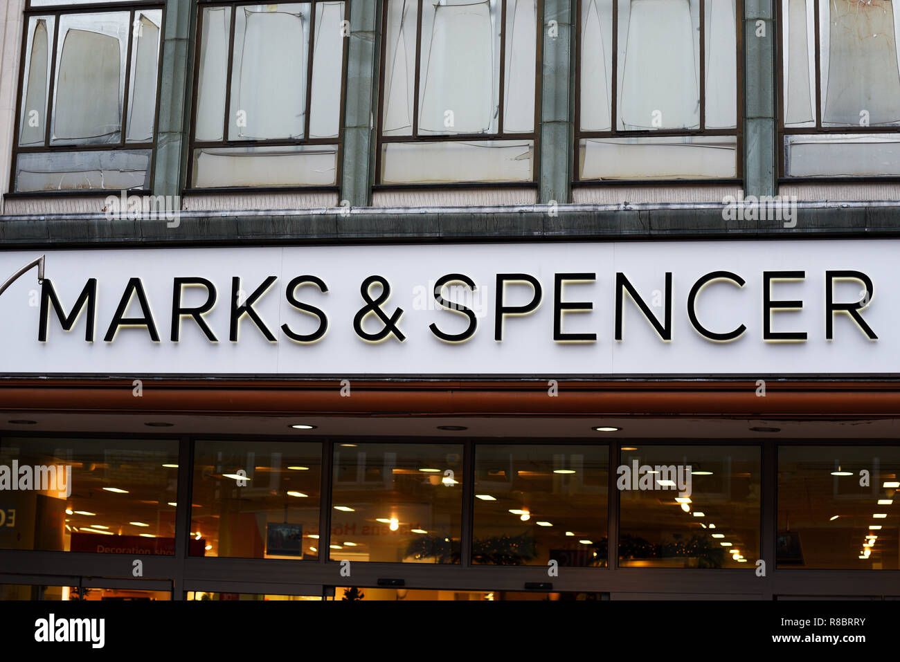 Marks and sparks hires stock photography and images Alamy