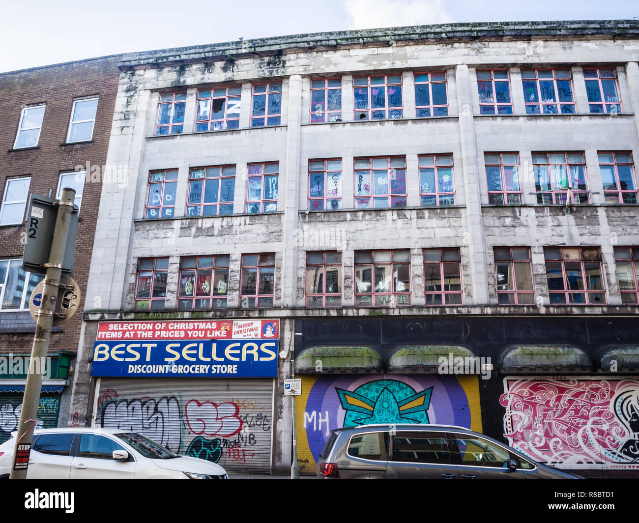 Delapidated office building in the centre of Belfast Stock Photo