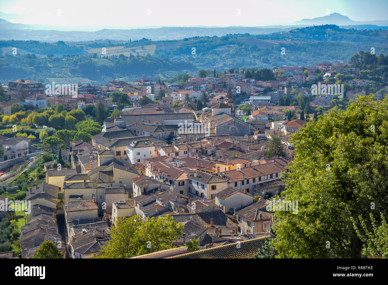 View characteristic italian village hi-res stock photography and images ...