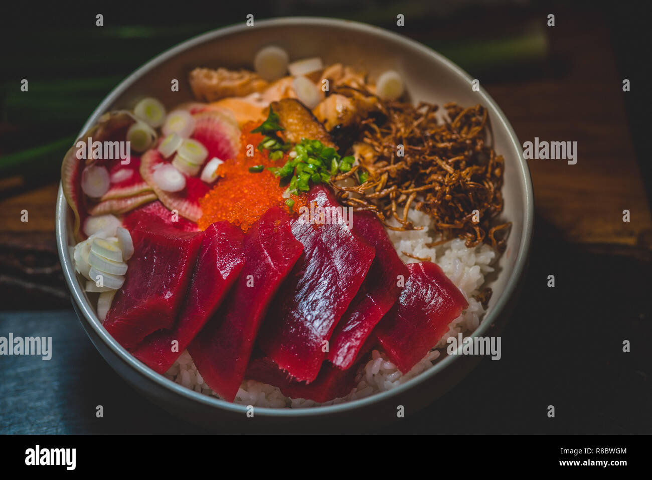 tuna donburi sushi bowl Stock Photo Alamy