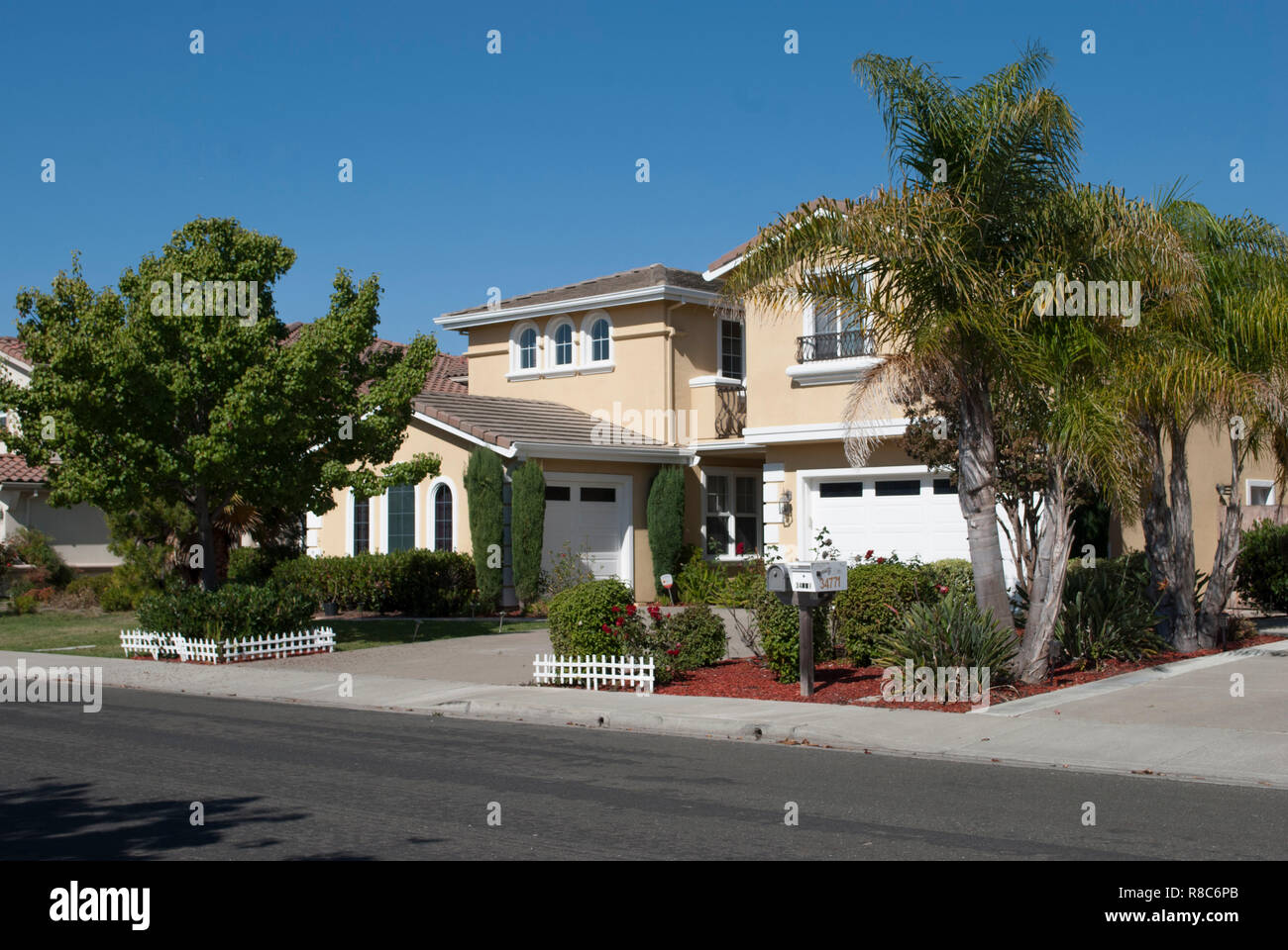 Traditional American homes. Silicon Valley Stock Photo Alamy