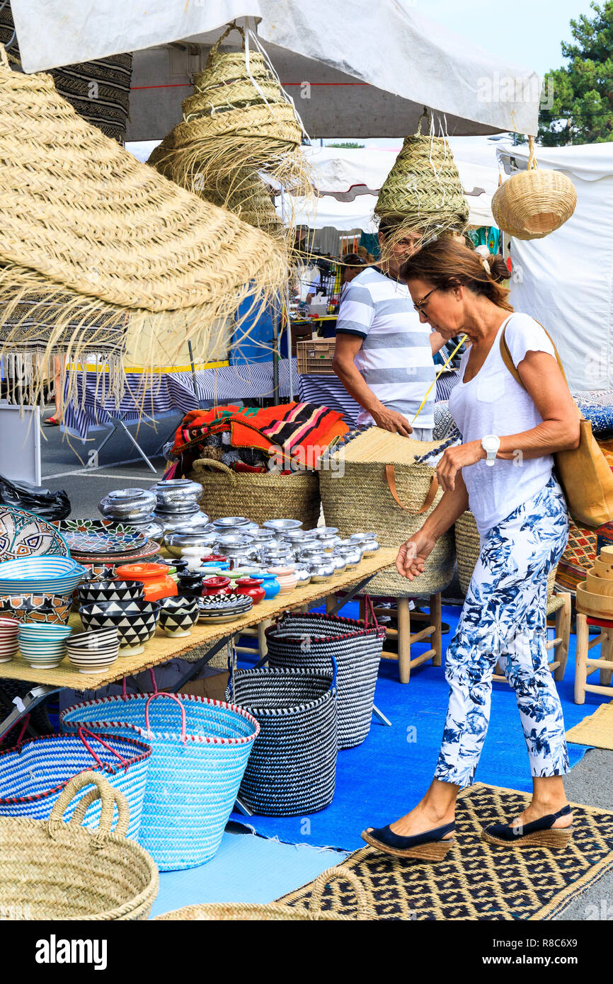 Cap ferret market hi-res stock photography and images - Alamy