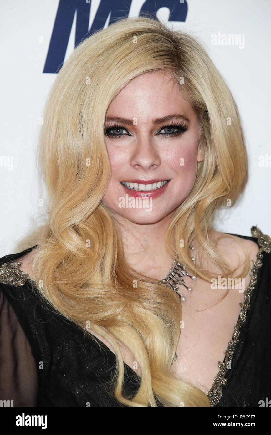 Beverly Hills Los Angeles Ca Usa April 20 Avril Lavigne At The 25th Annual Race To Erase 
